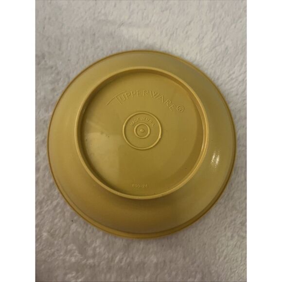 Tupperware Set Cereal Bowls 890-24 Harvest Gold w/Servalier Lids USA‎ Vintage - Picture 3 of 5
